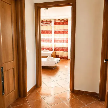 Appartement Bright With 2 Balconies Sleeps 8