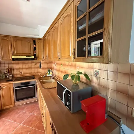 Appartement Bright With 2 Balconies Sleeps 8 *